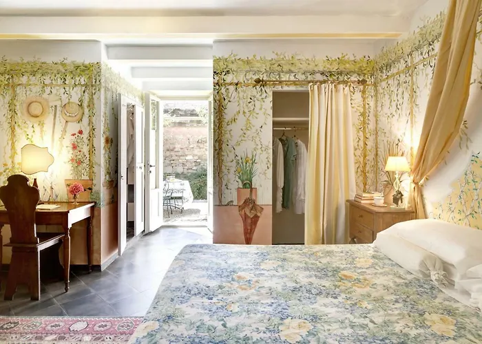 Relais Giulia Resort 3*